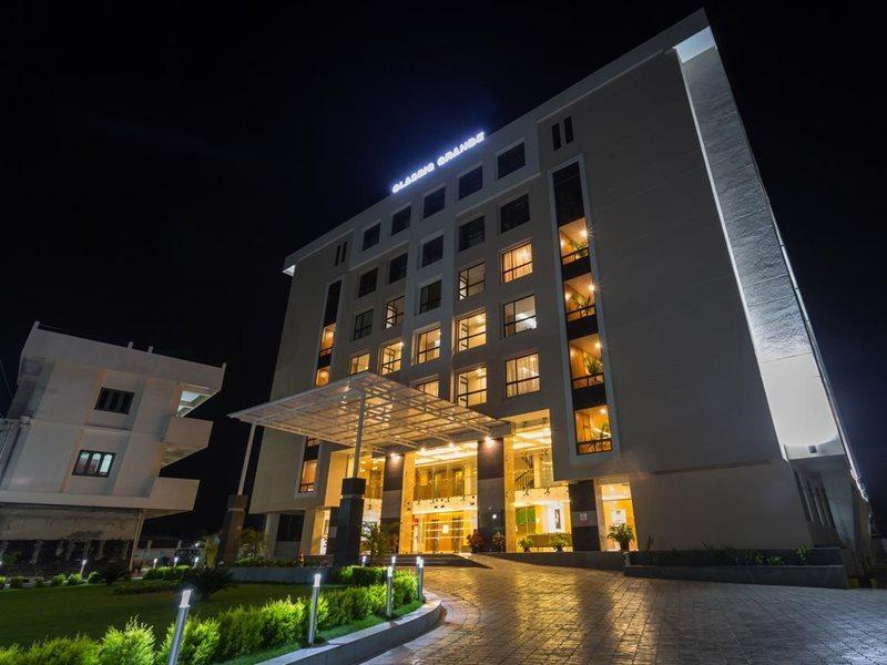 Classic Grande,A Member Of Radisson Imphal Exterior photo