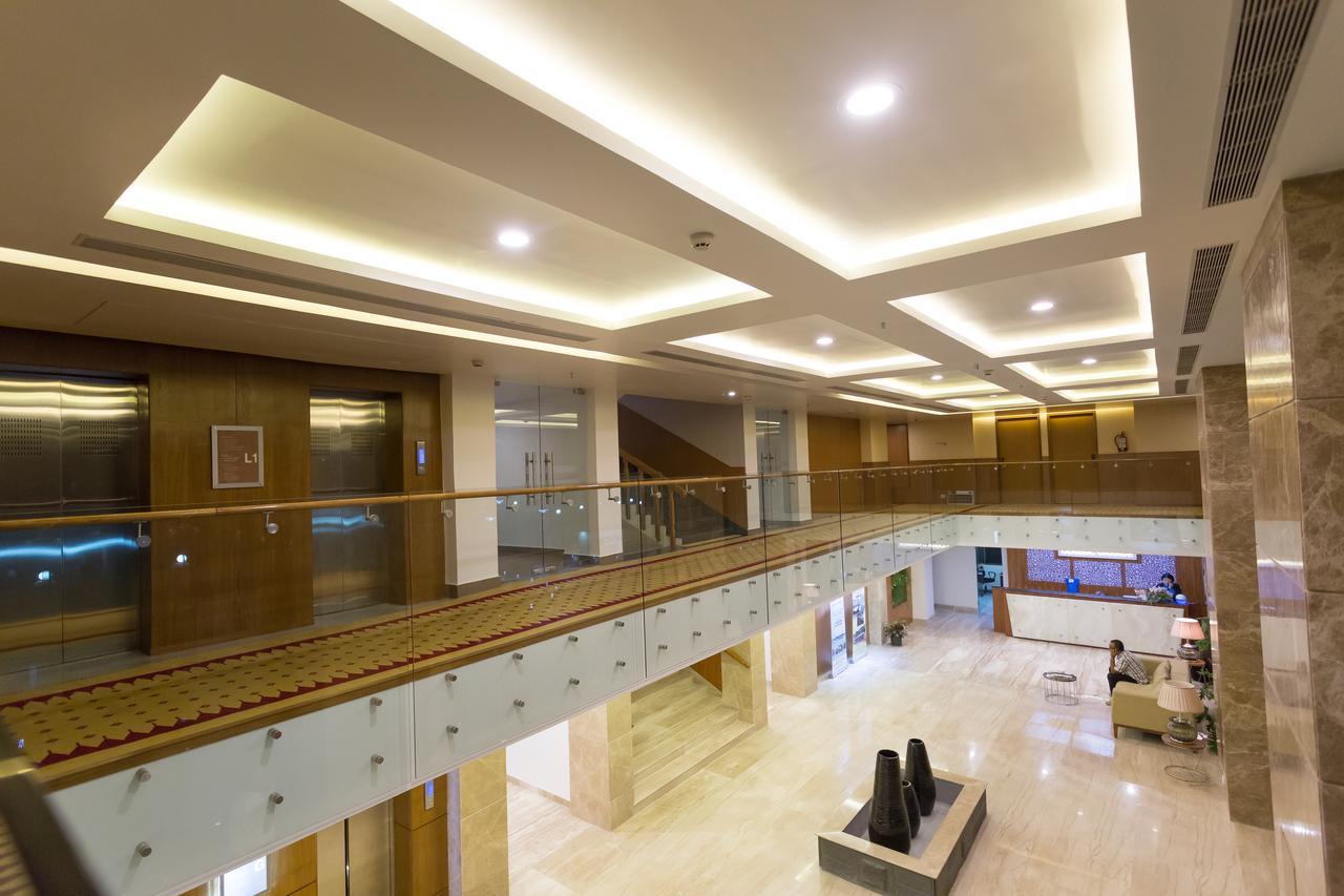 Classic Grande,A Member Of Radisson Imphal Exterior photo